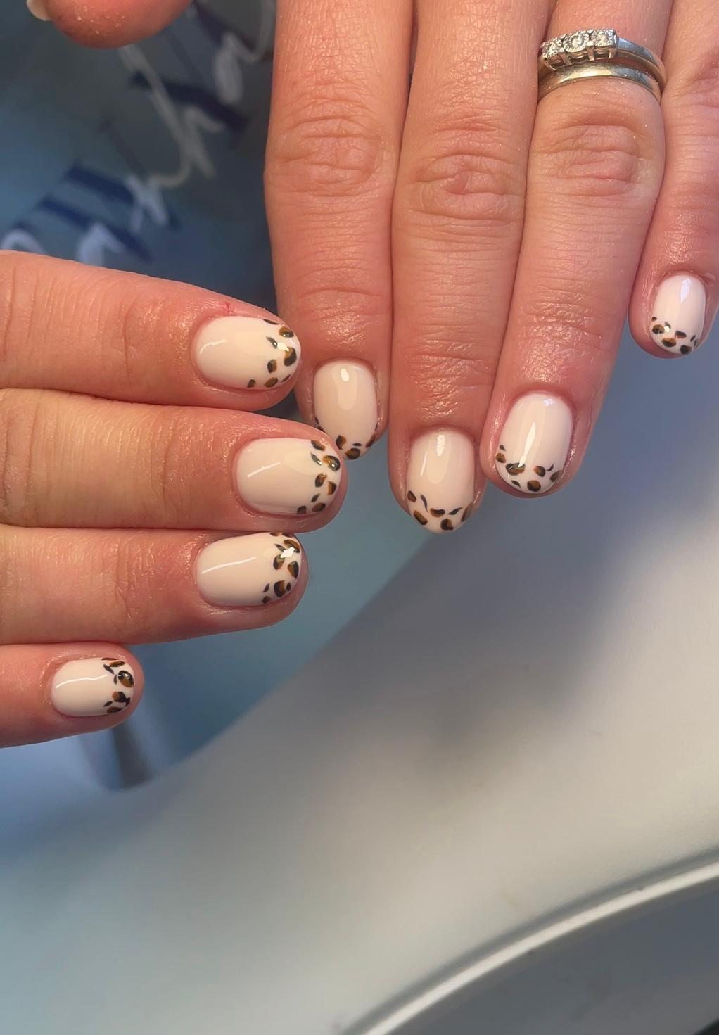 Gel colour application — clean and architectural.