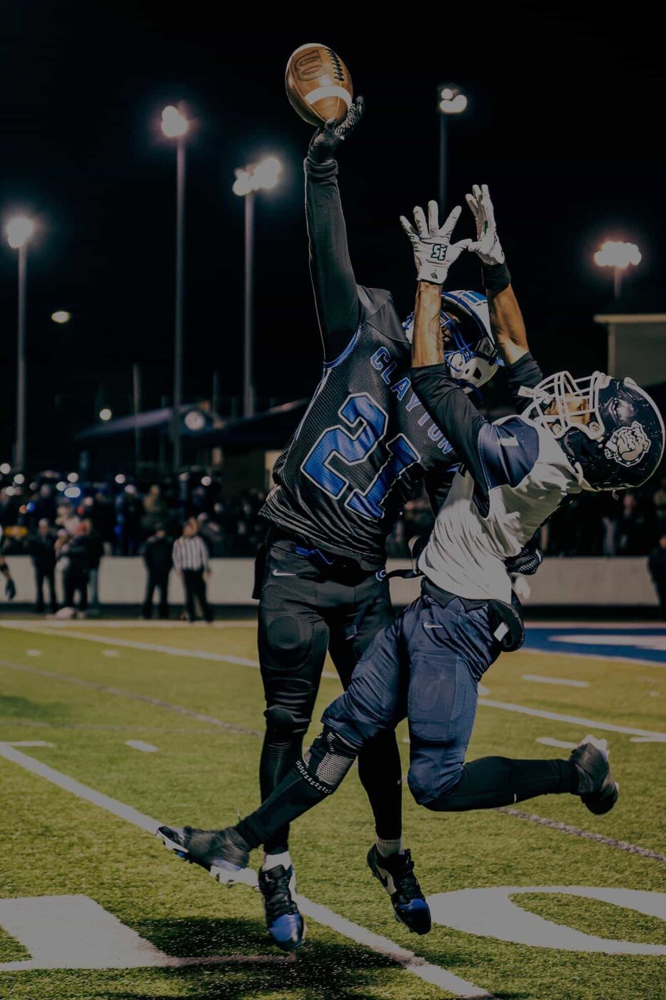 Daniel Lovelace Davis game photo