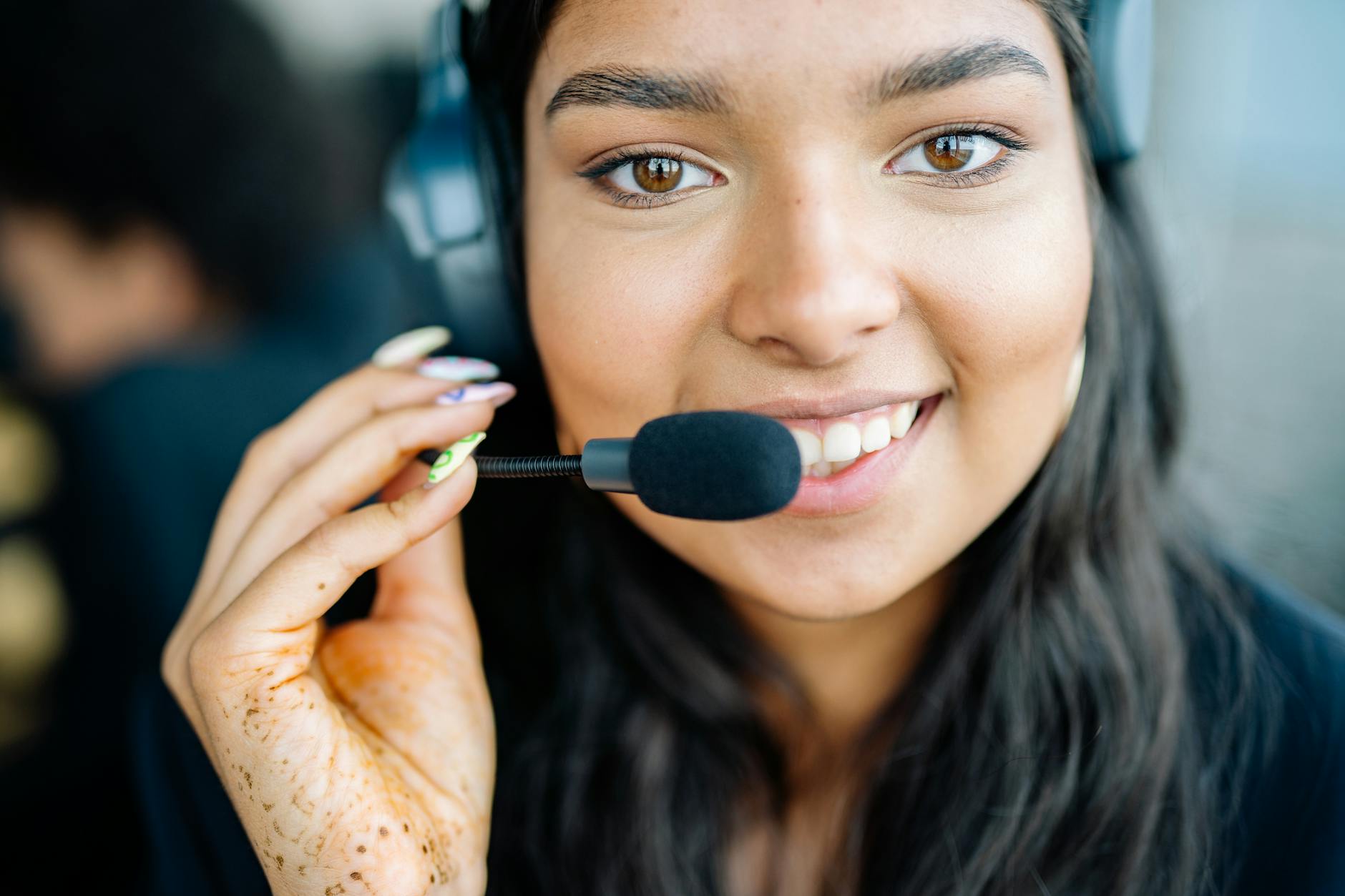 Why Small Businesses Need AI Chat Answering Questions After Hours
