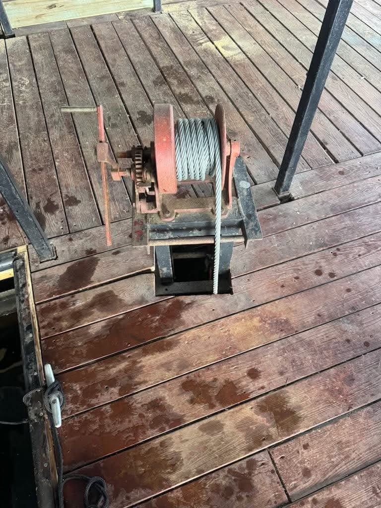 New dock cable installed by LOZ Dive