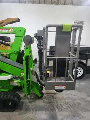 {{ custom_values.service_2 }} in {{custom_values.area_7})