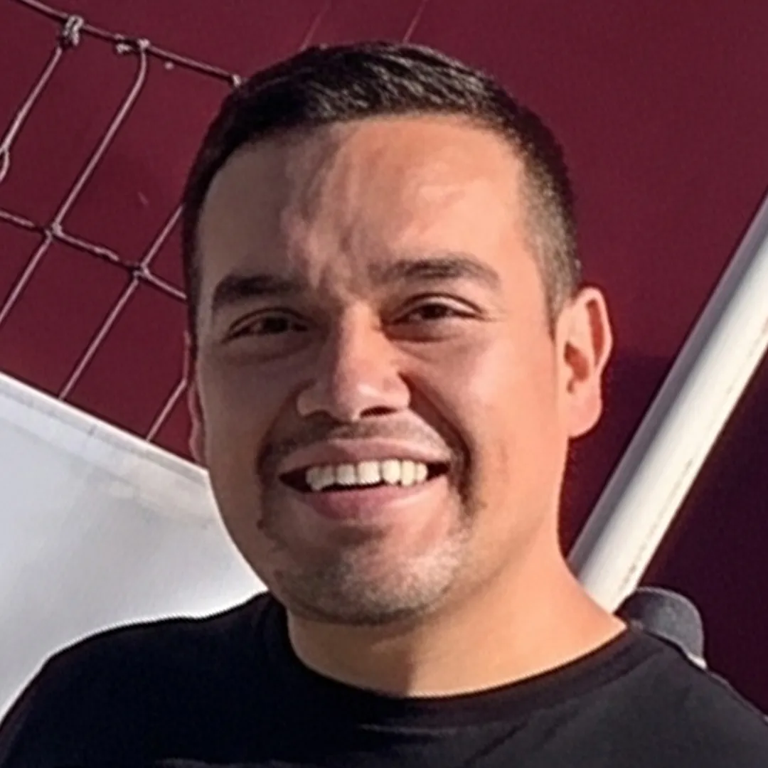 Alvaro O.