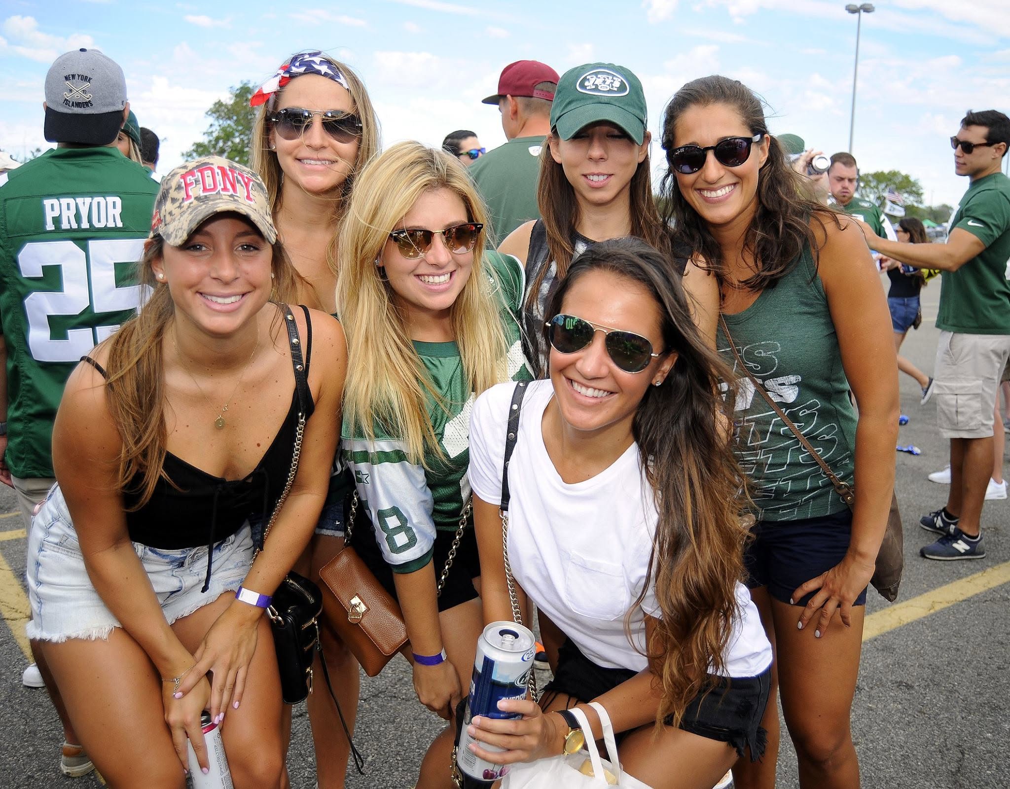 Island Tailgate experience photo 4