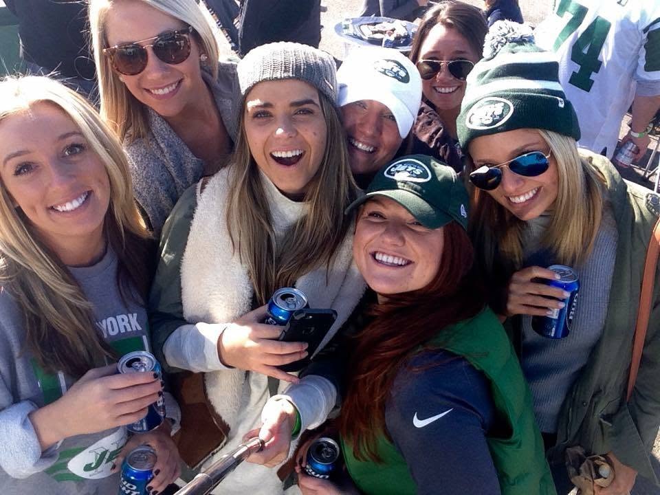 Island Tailgate experience photo 10