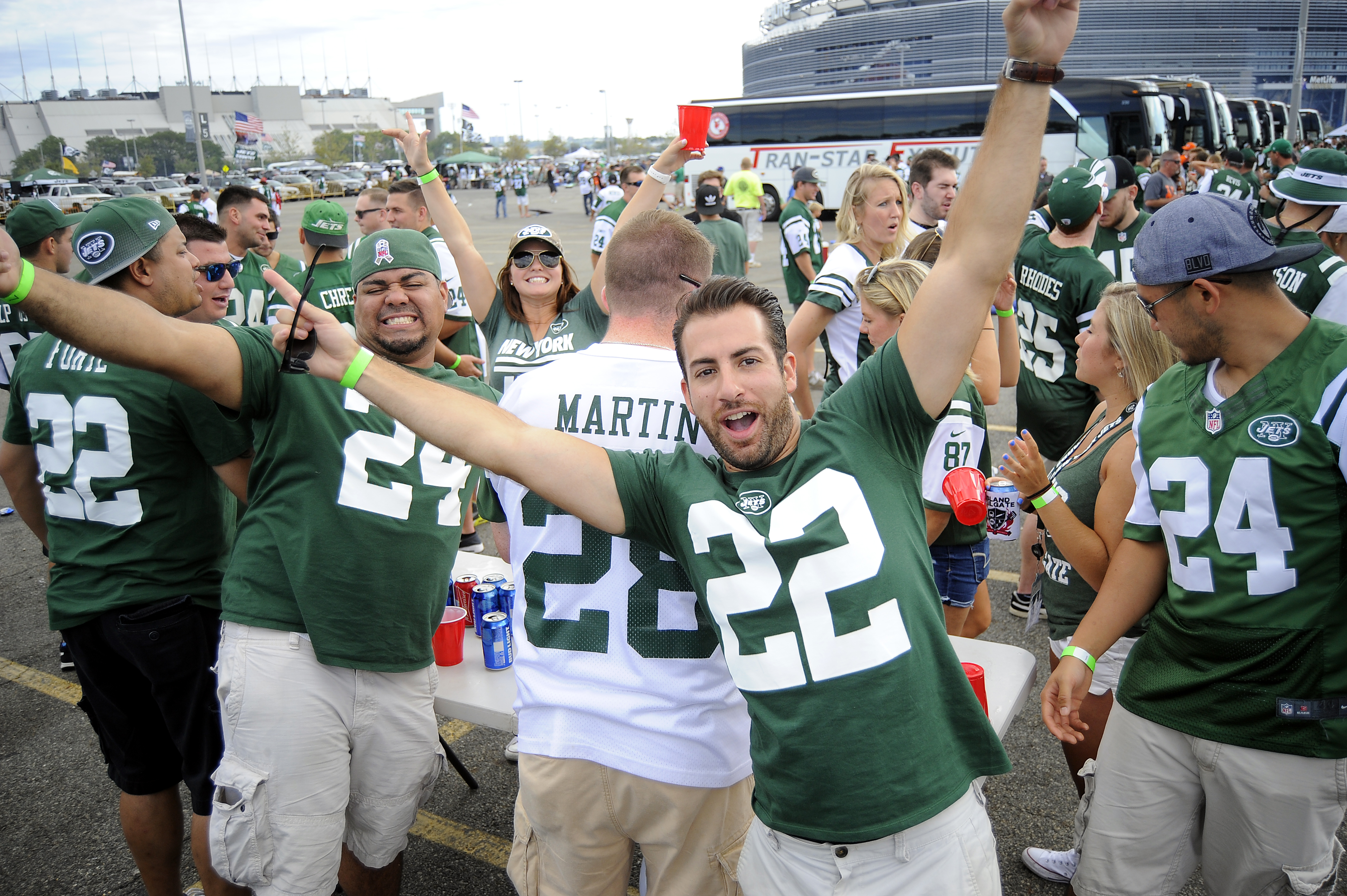 Island Tailgate experience photo 13