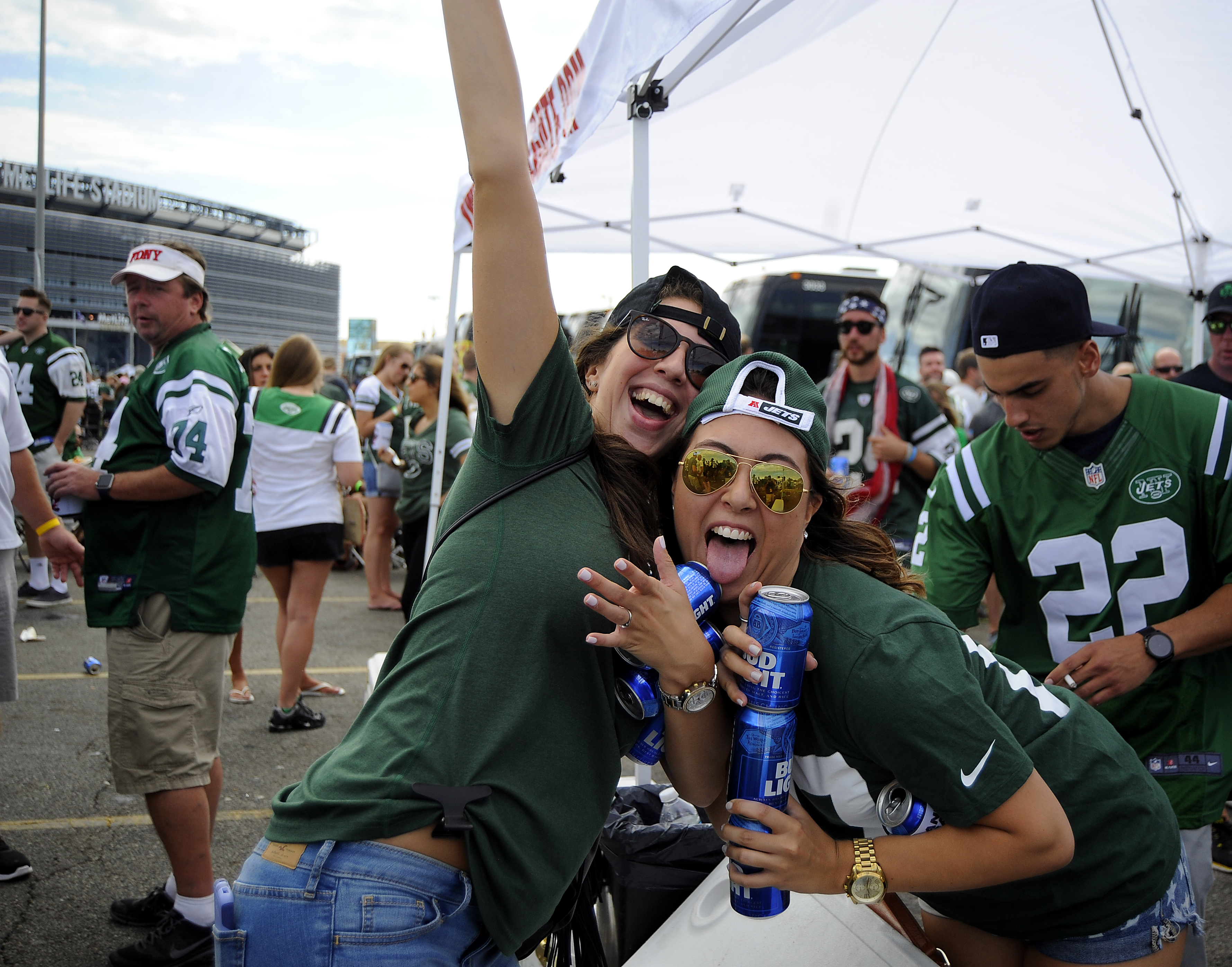Island Tailgate experience photo 12