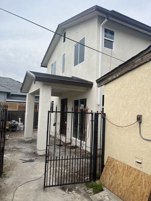 {{ custom_values.service_2 }} in {{custom_values.area_4})