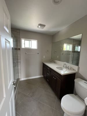 {{ custom_values.service_4 }} in {{custom_values.area_4})