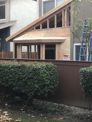 {{ custom_values.service_4 }} in {{custom_values.area_4})