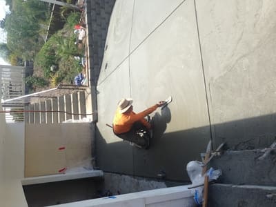 {{ custom_values.service_1 }} in {{custom_values.area_5})