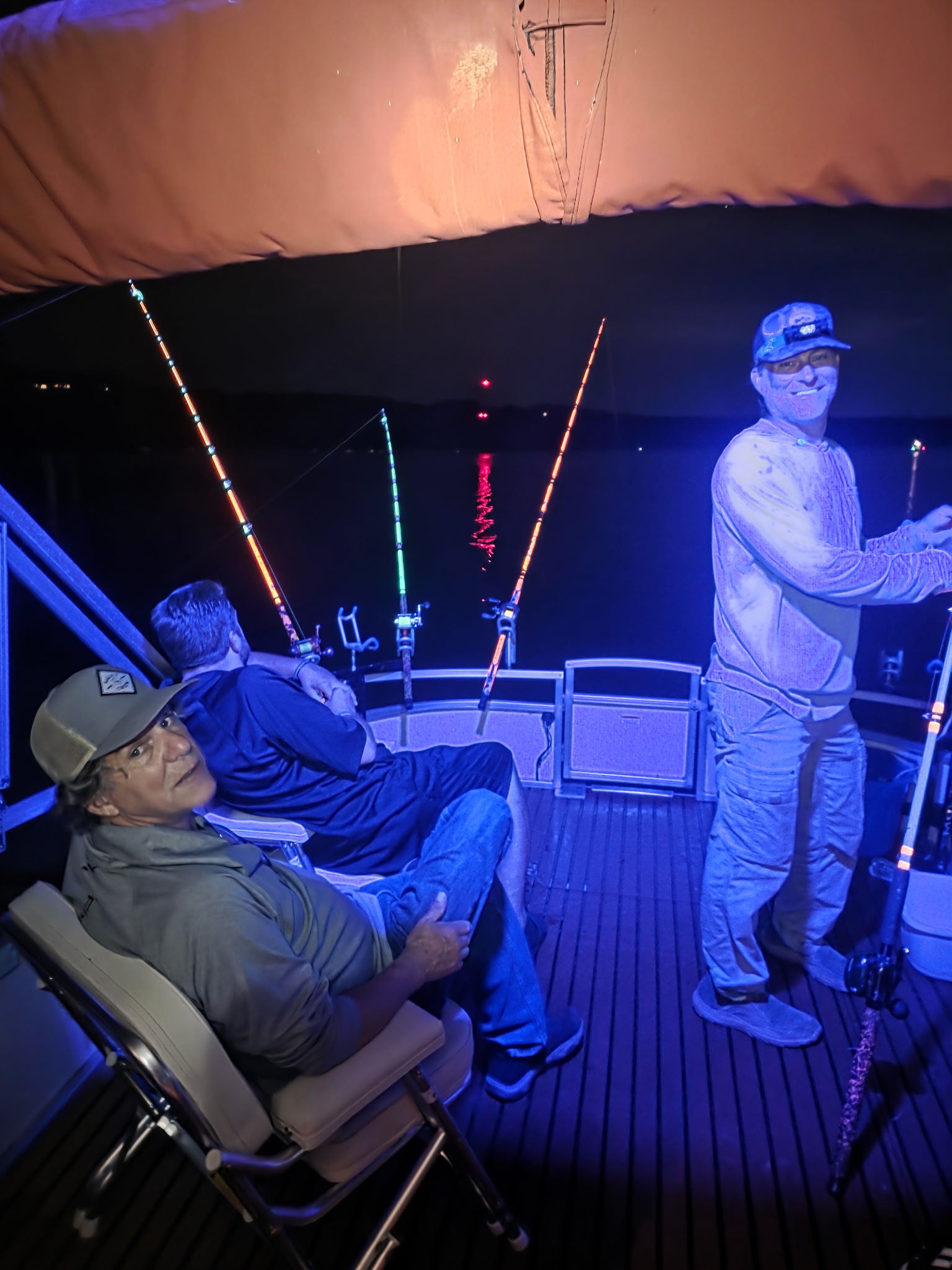 Jamison as sober captain along with a crew of guys on his houseboat.
