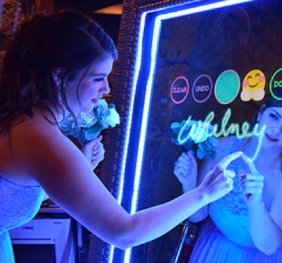 The Mirror Me wedding photo booth in Portland and Bend, Oregon, photo 2