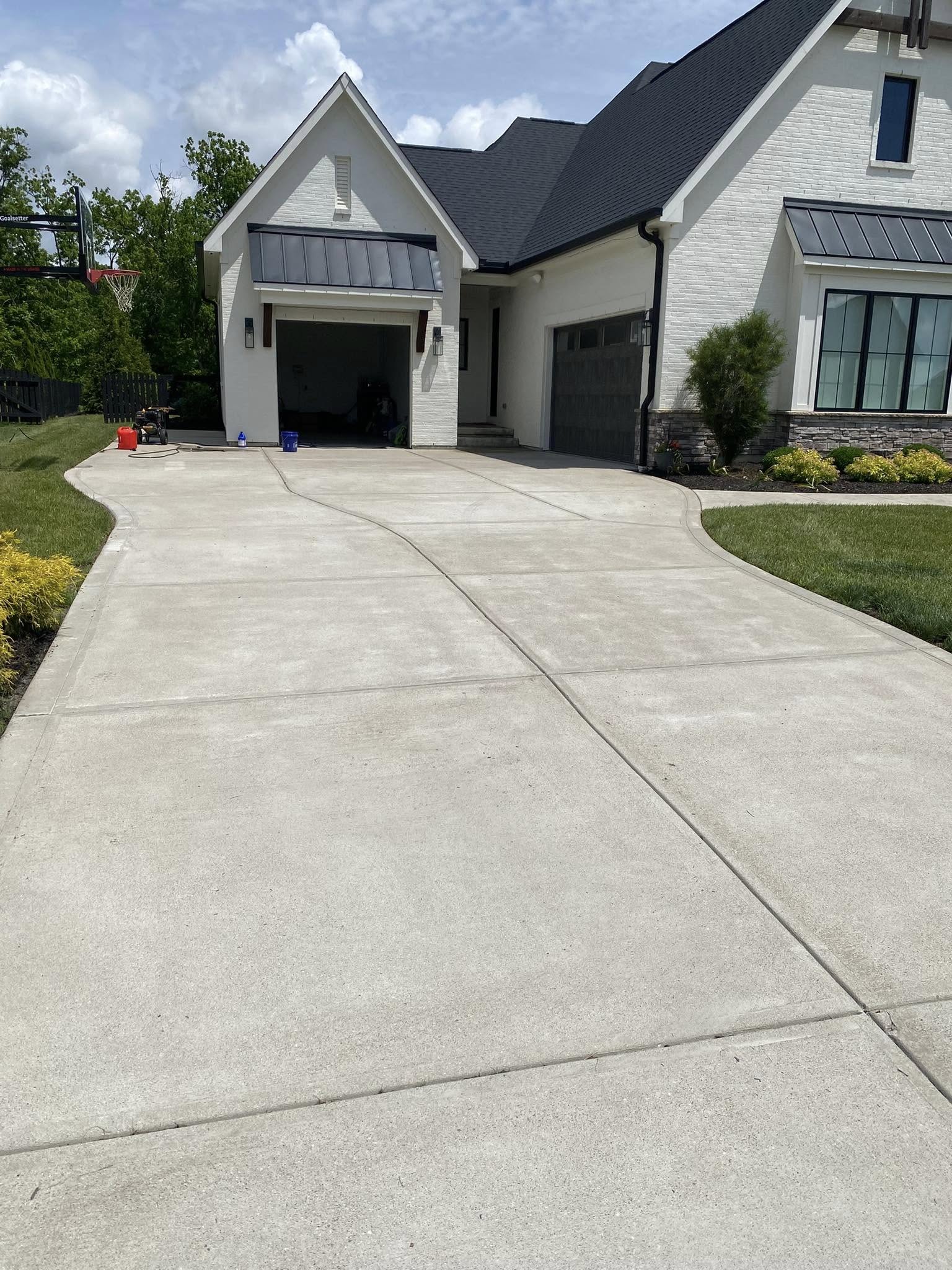 window cleaning in cincinnati