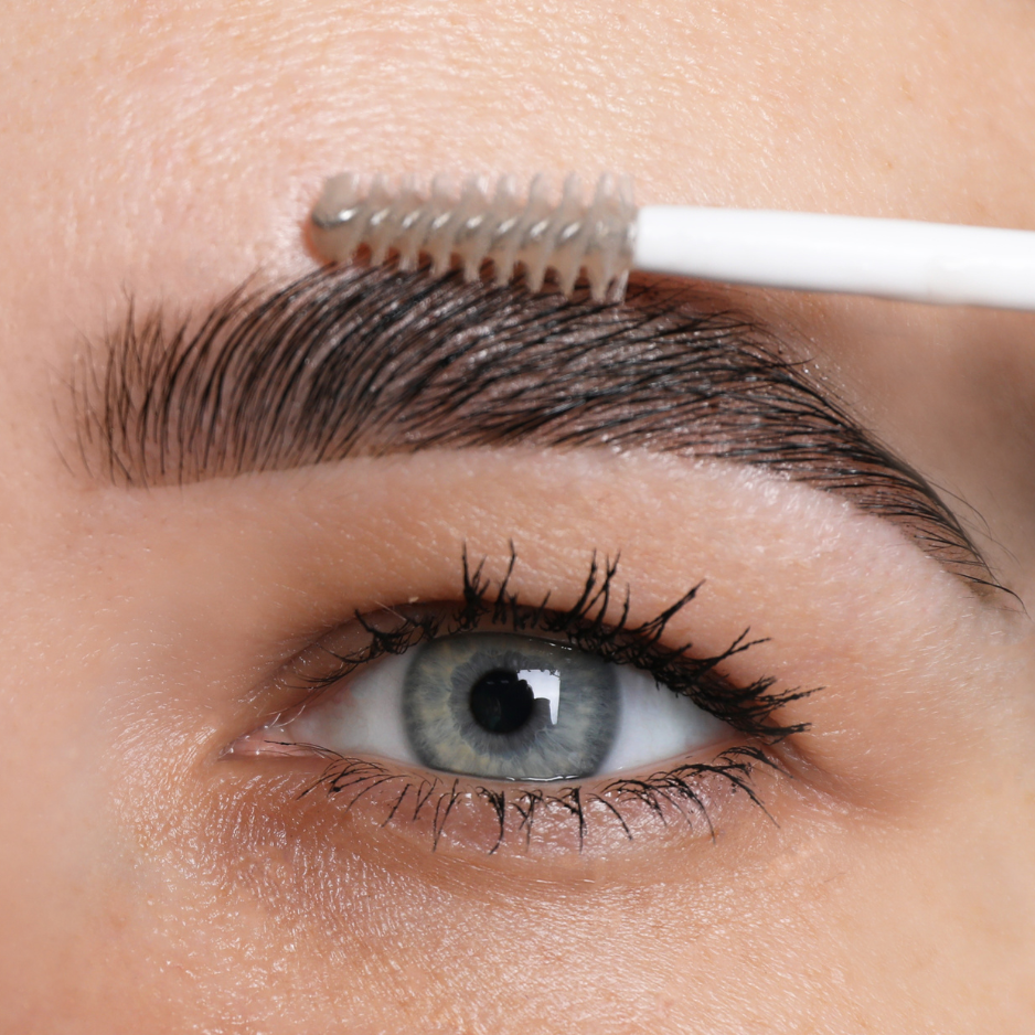 Brow Tinting
