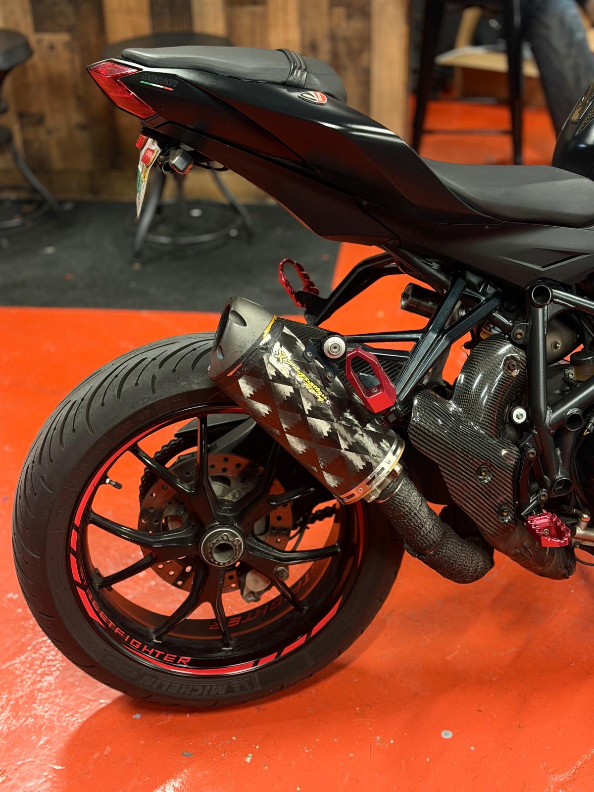 Ducati Streetfighter 848 - Image 4