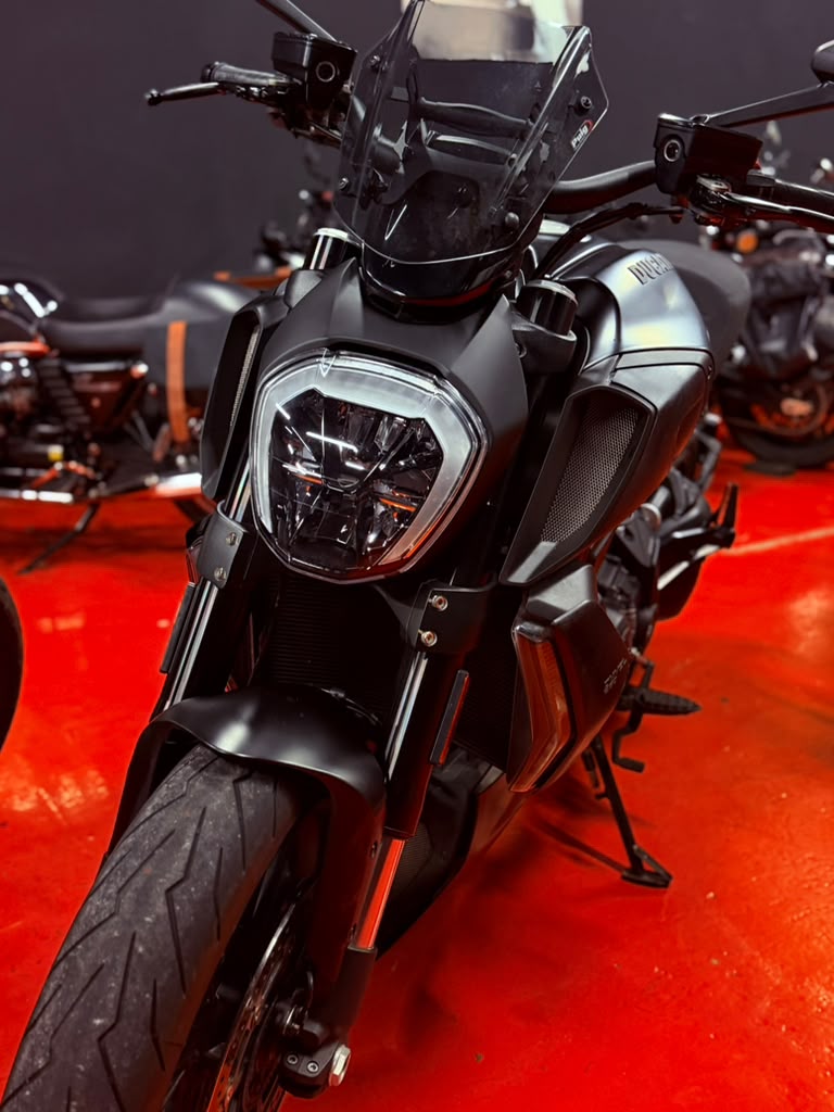 2022 Ducati Diavel 1260 - Image 1