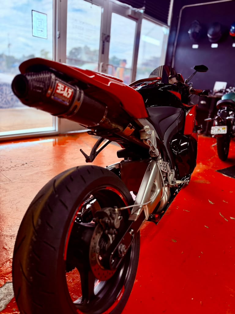 2012 Honda CBR 600RR - Image 4