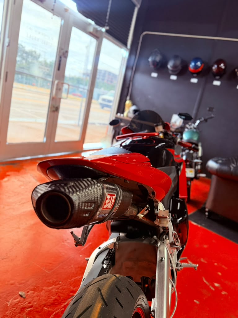 2012 Honda CBR 600RR - Image 2