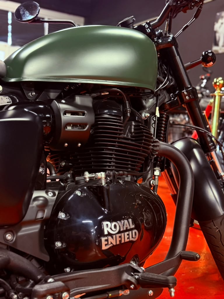 2024 Royal Enfield Shotgun 650 - Image 2