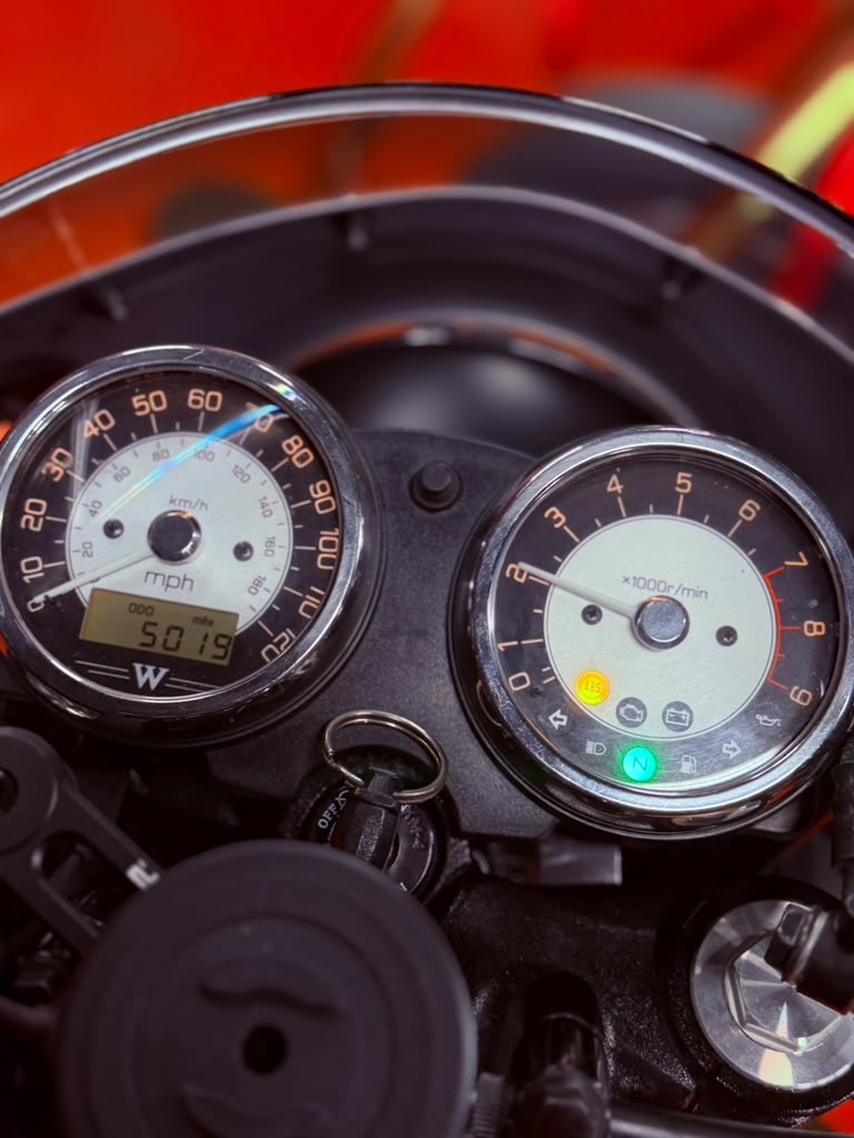 2019 Kawasaki W800 - Image 8