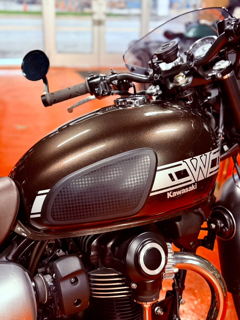 2019 Kawasaki W800 - Image 2