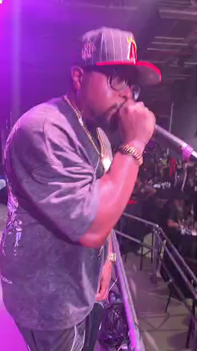 Live performer during the 2026 Blakely’s Reunion