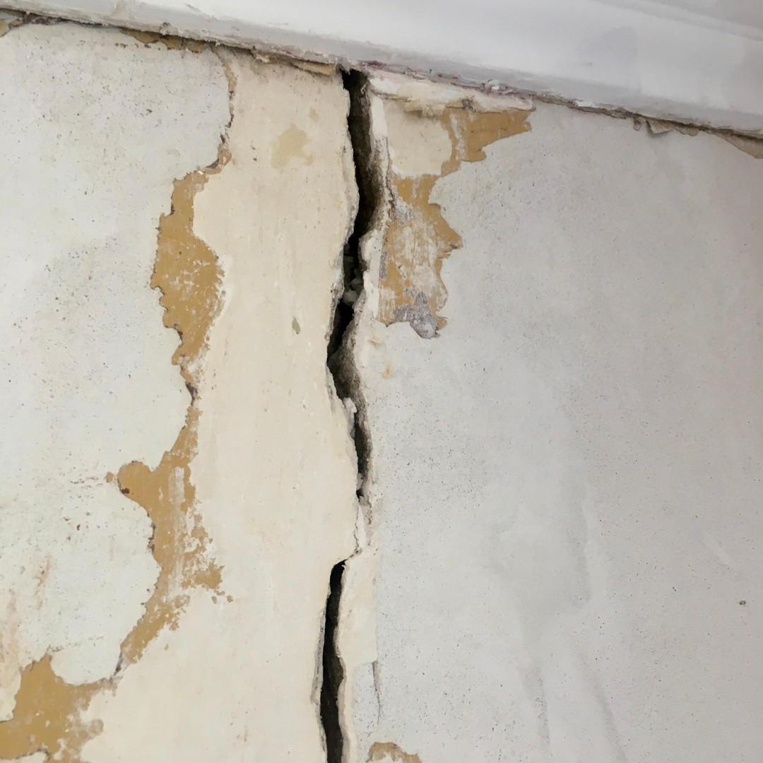 Wall Cracks in Towson