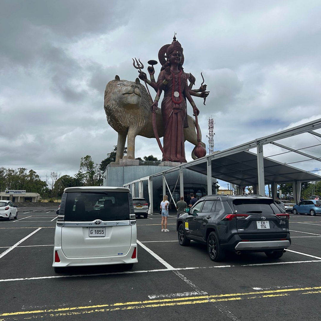 Point-to-point private taxi transfer between destinations in Mauritius