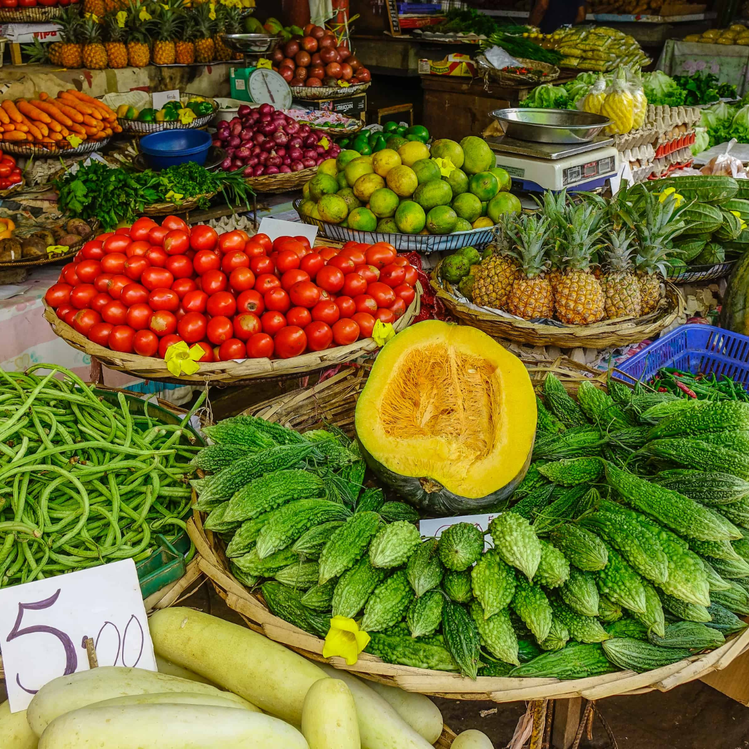 Mahébourg local market and traditional Mauritian street food experience