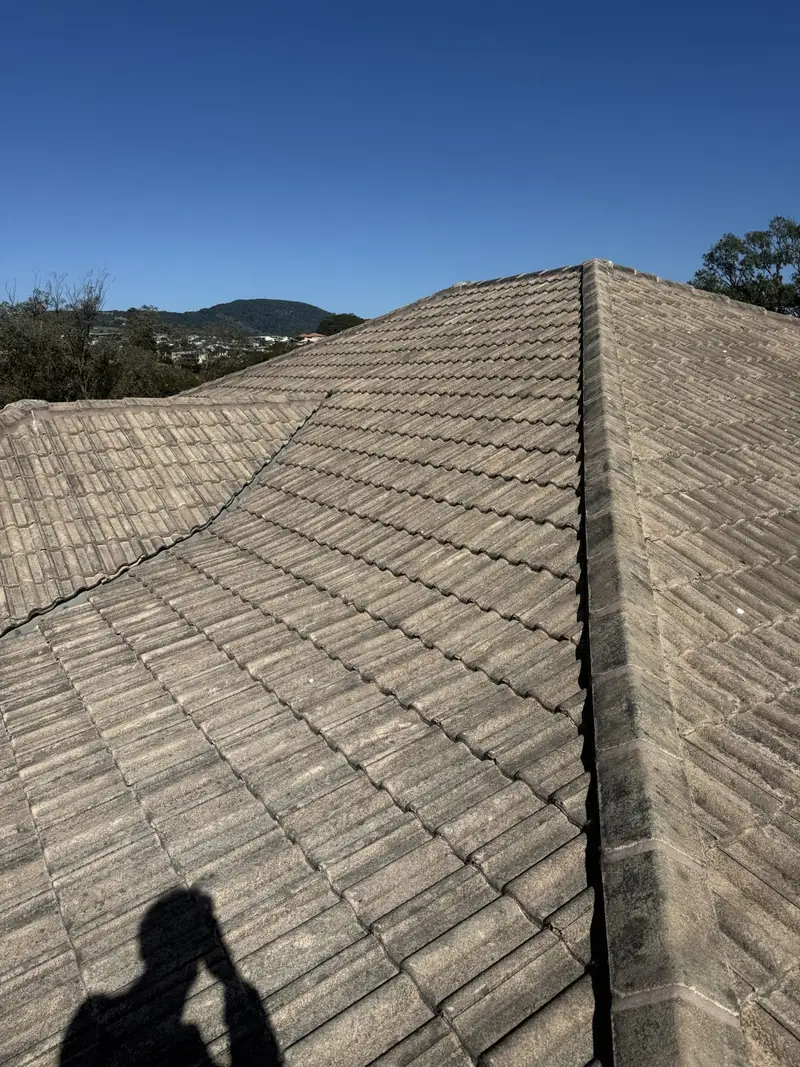 Tile roof before cleaning near Mount Keira, Wollongong