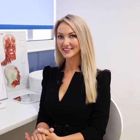 Dr Leah Totton headshot