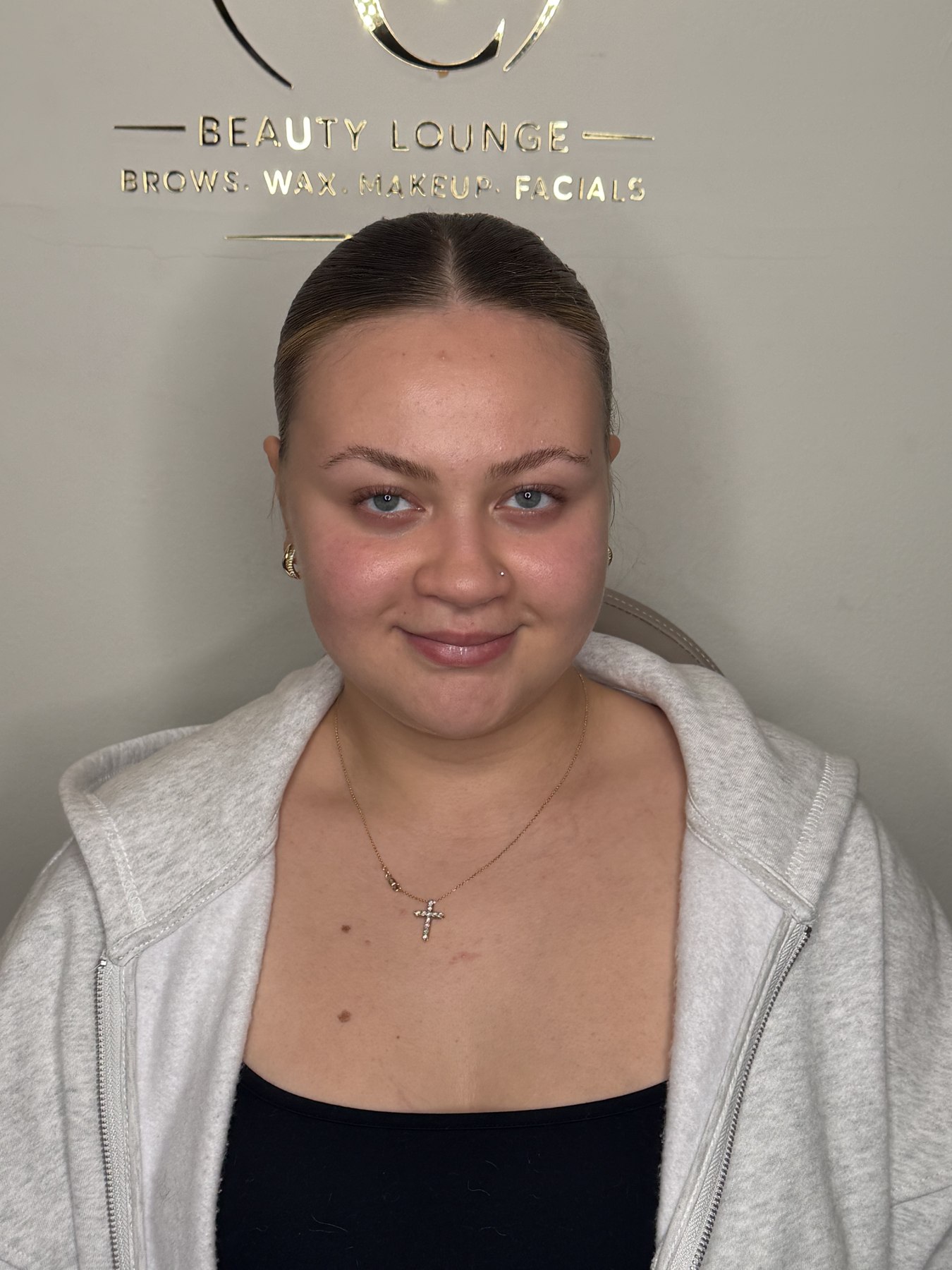 Before makeup, look 2