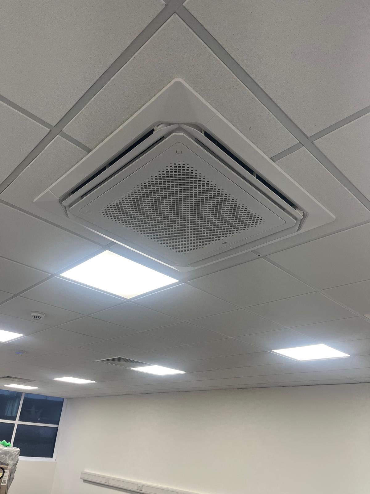 ceiling mounted air conditioning
