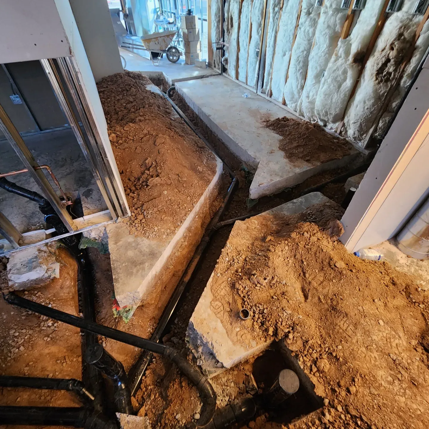 Drain cleaning service on a clogged residential pipe