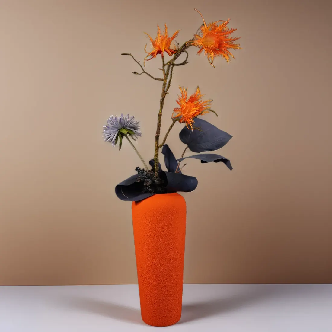 Melinda Decor vase with flowers