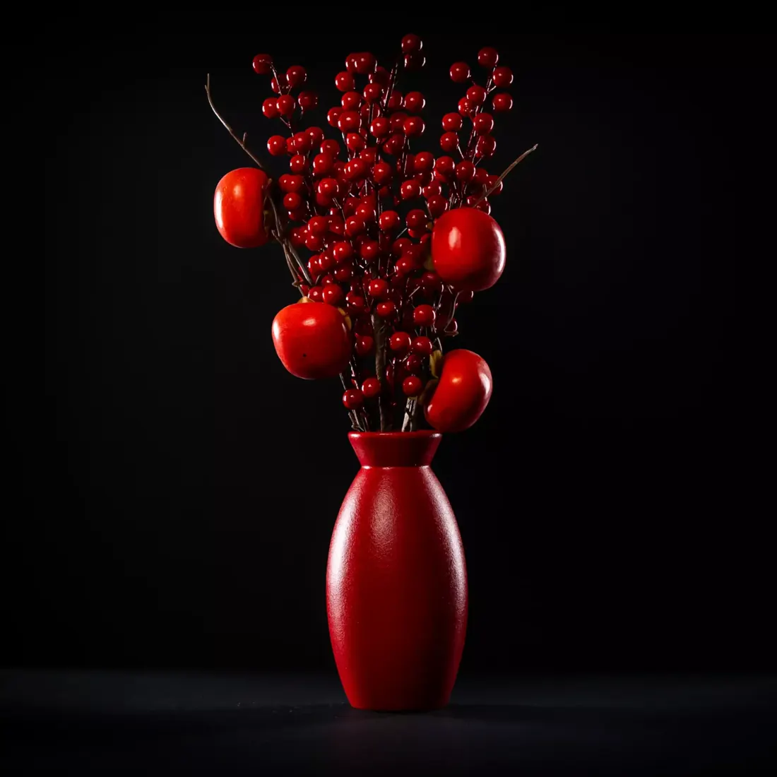 Demetra – vase with arrangement