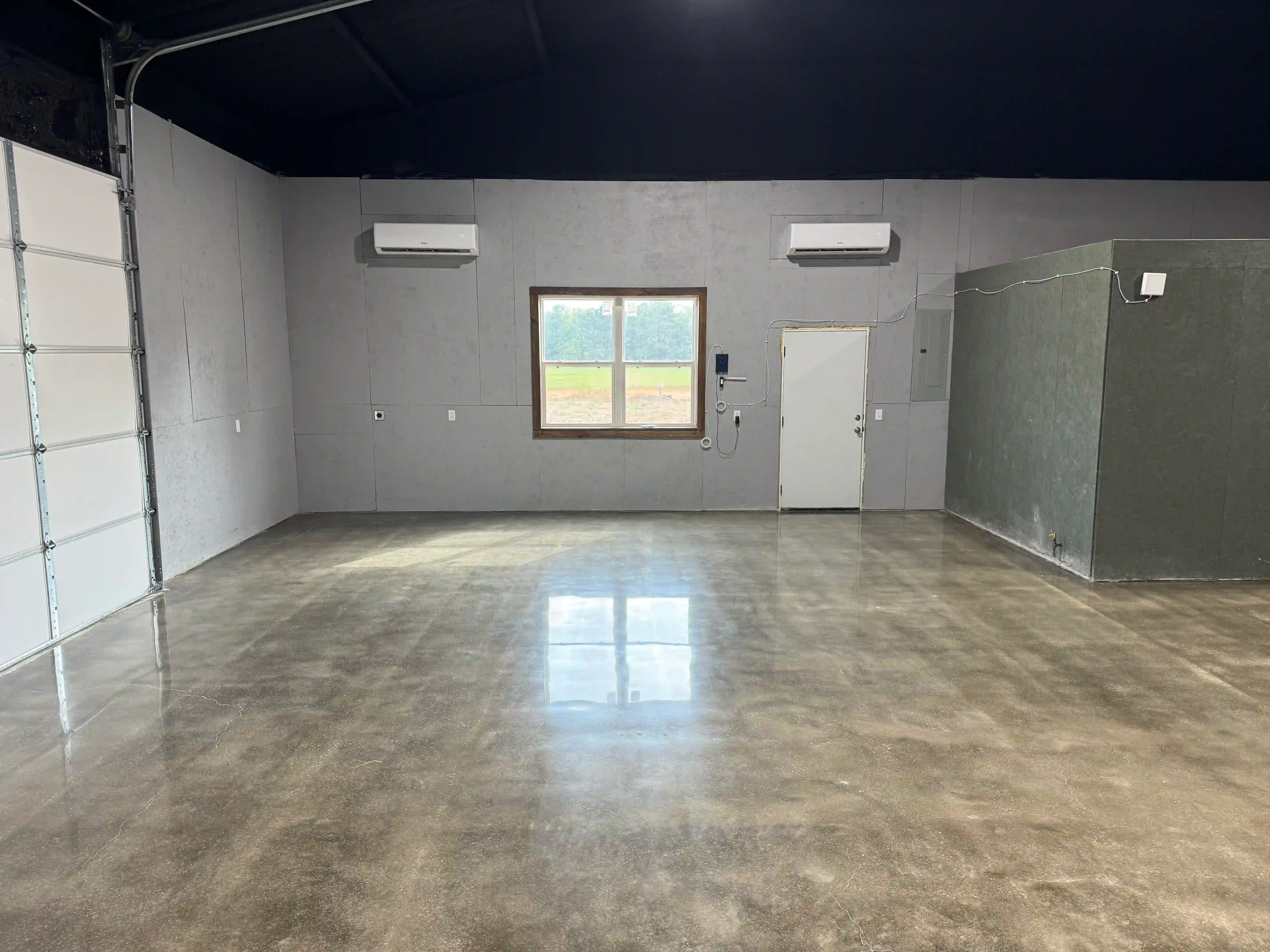 Low Maintenance & Easy Cleaning Polished Concrete