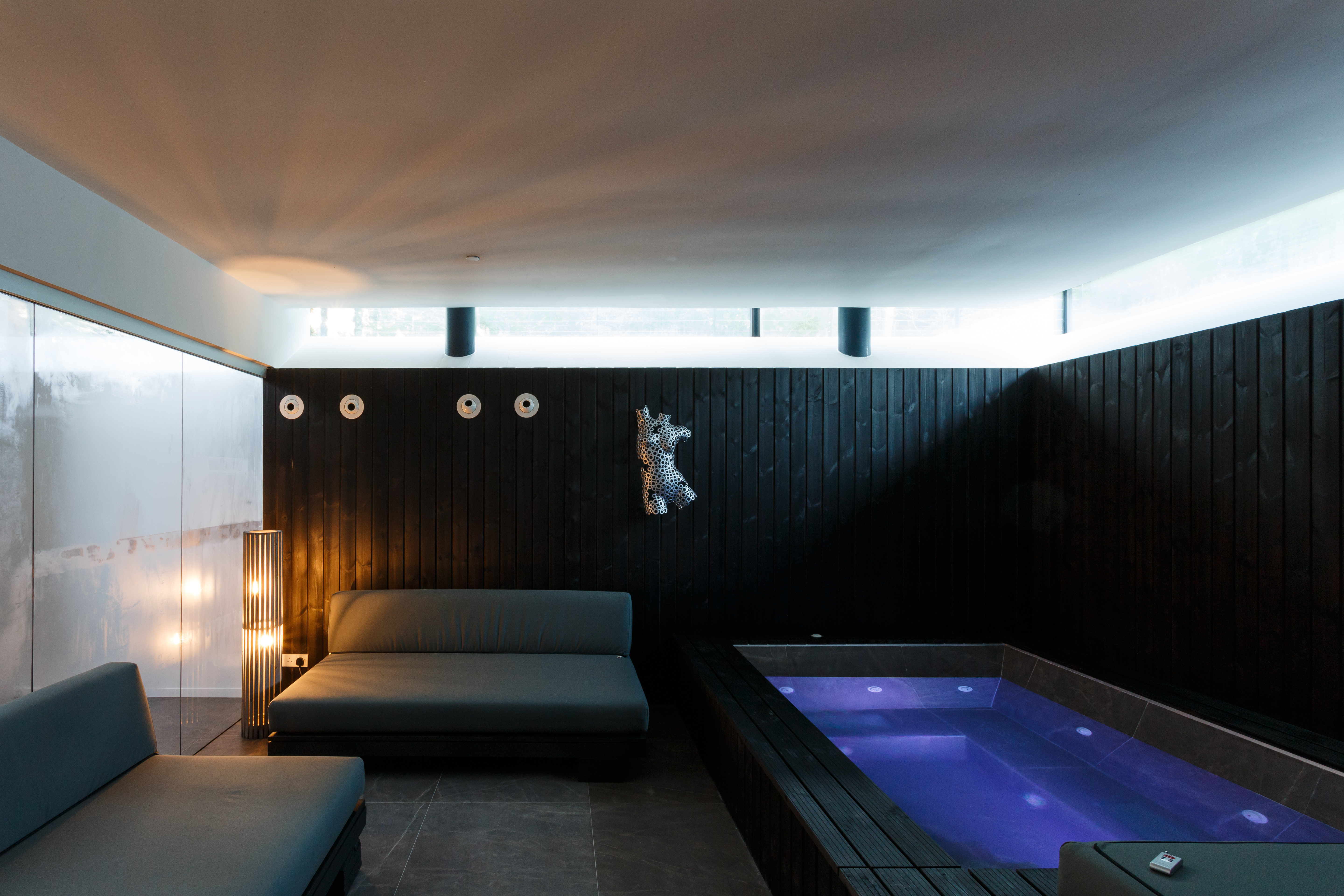 Harvia sauna and hot tub spa - Glass House Cotswolds