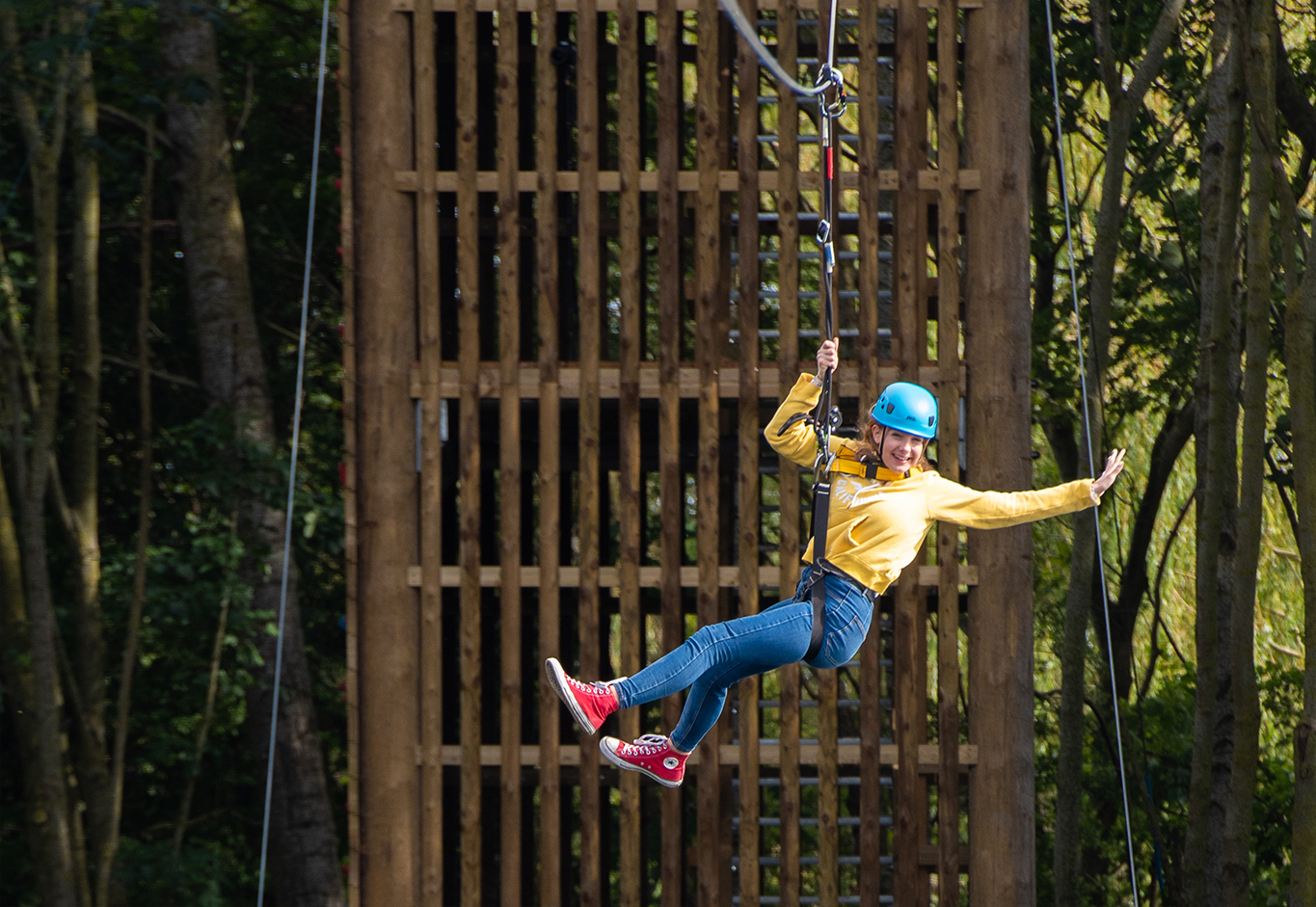 Zipline across the lake - Glass House Cotswolds estate activities
