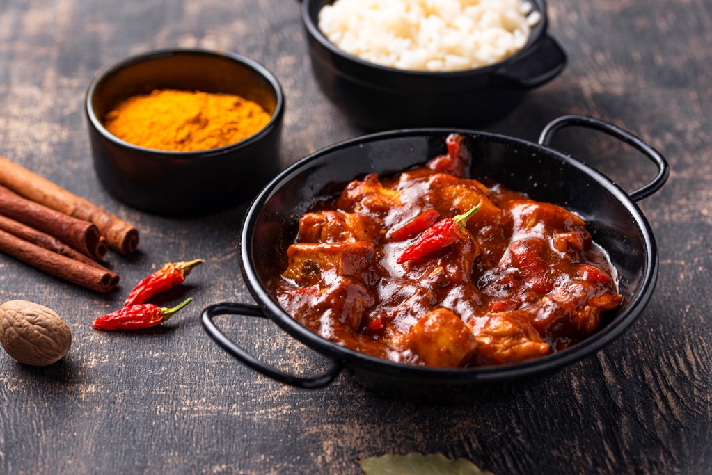 Spicy Food and Heartburn: Does It Really Cause Acid Reflux?