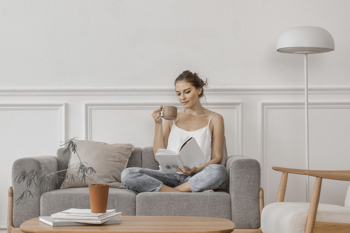 Woman reading