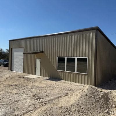 Garage doors in Bandera, TX