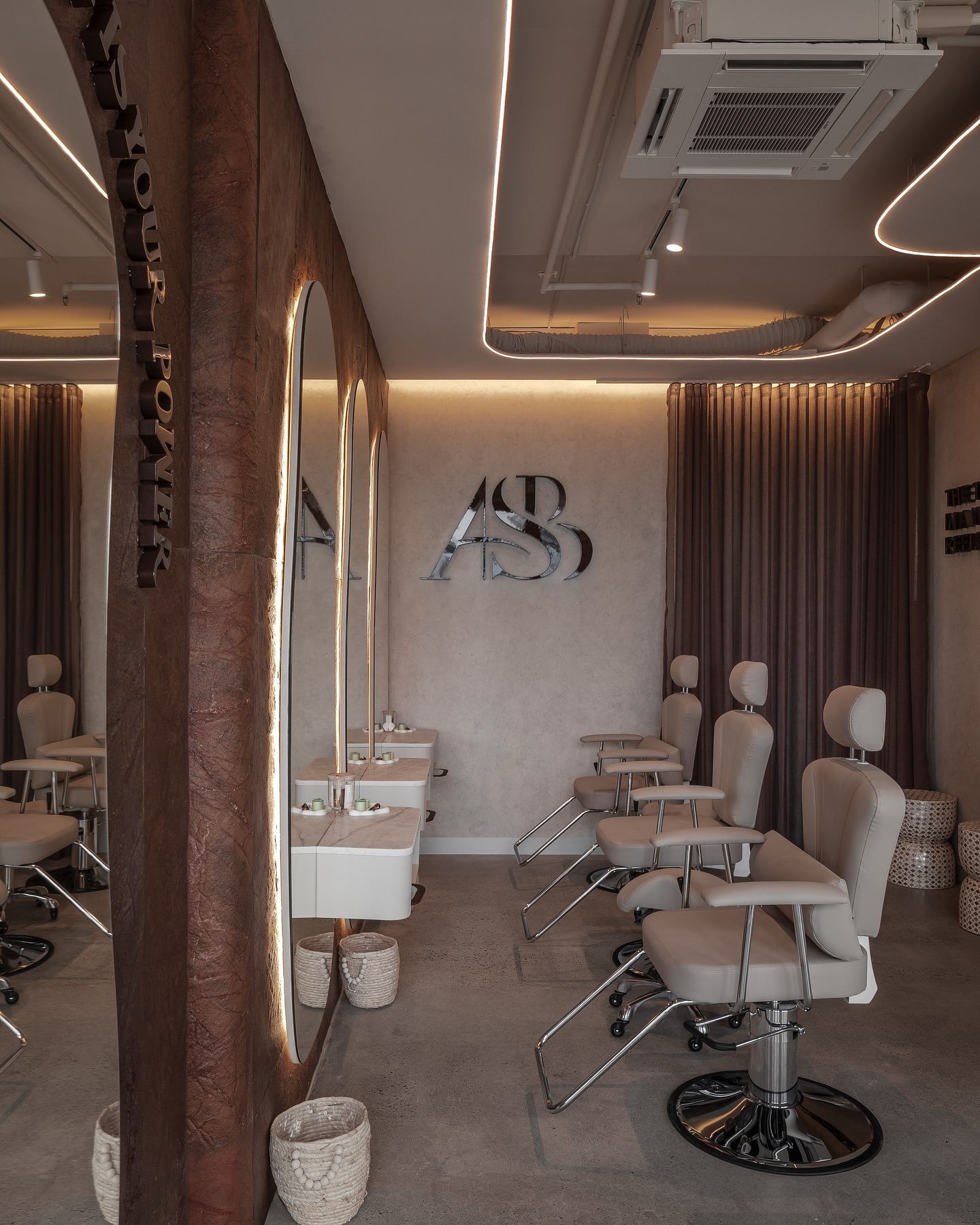 Aura Skin Boutique 4