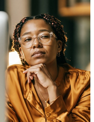 Woman reflecting on the emotional impact of trauma and learning to rebuild a sense of safety through trauma counselling in Johannesburg and online across South Africa. Woman reflecting on the emotional impact of trauma and learning to rebuild a sense of safety through trauma counselling in Johannesburg and online across South Africa.
