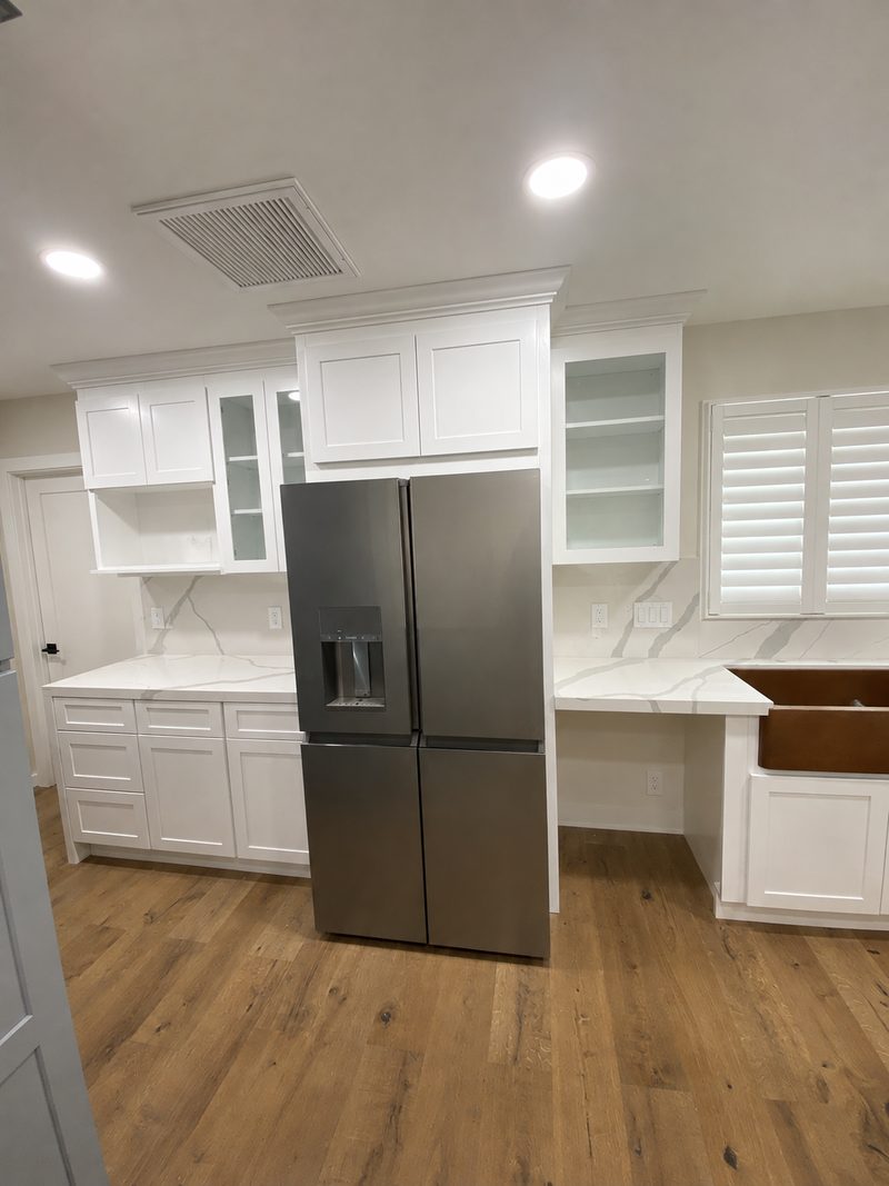 Marcellus St. - Kitchen &mdash; refrigerator wall