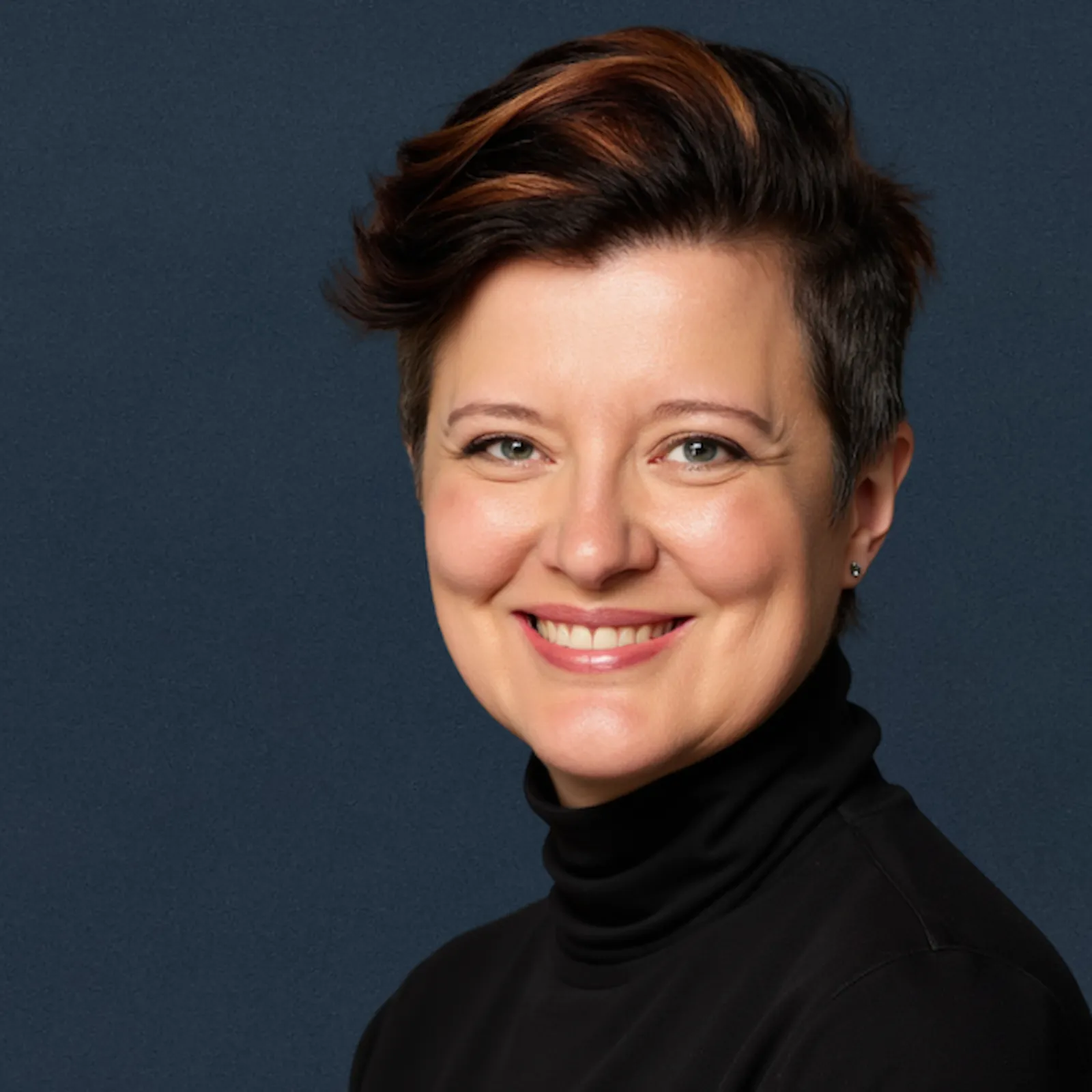 Vanessa Cardenas provides a personalized coaching session, guiding clients through their healing journey