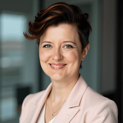 Vanessa Cardenas headshot