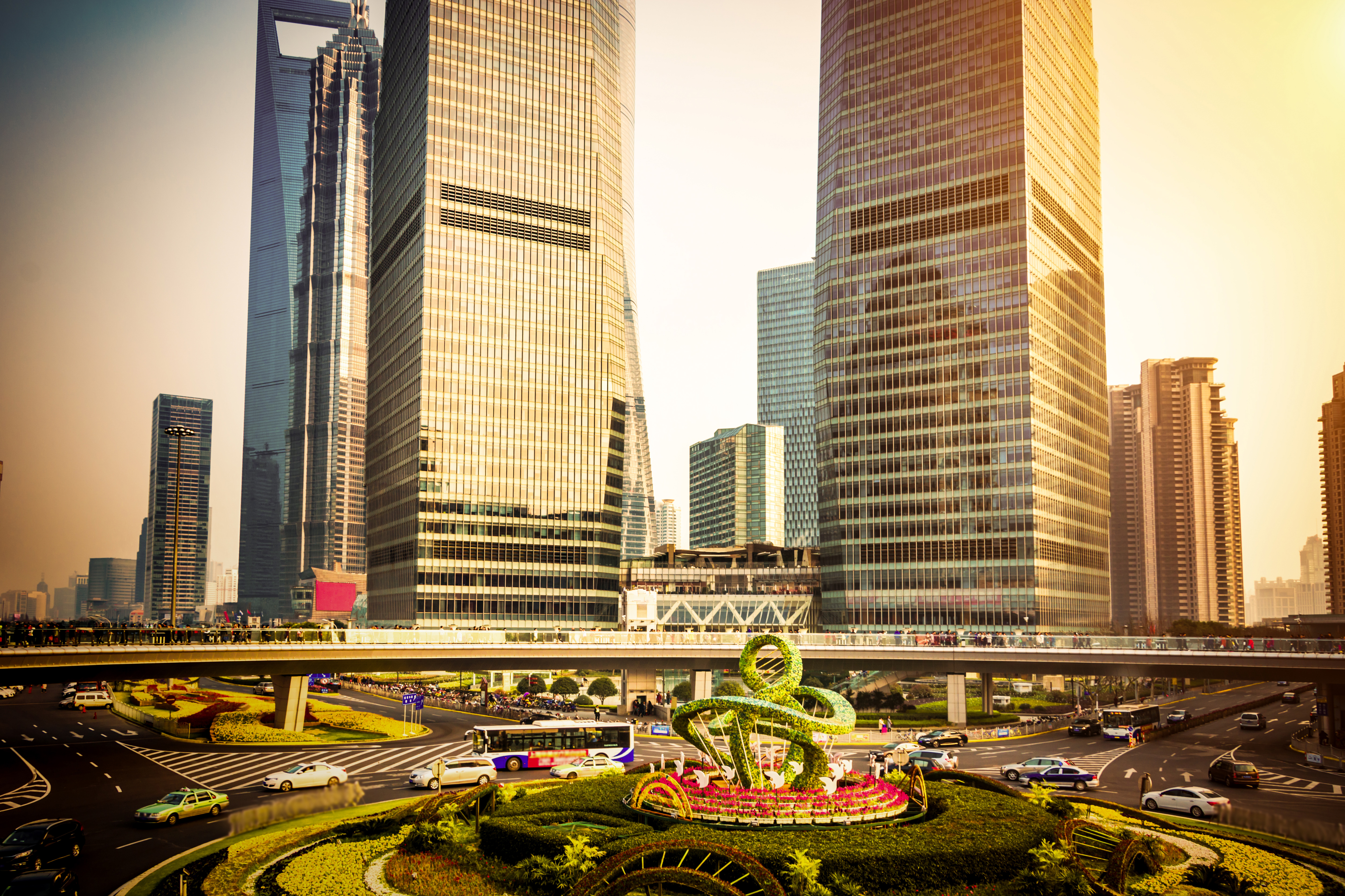 Business Bay Dubai district lifestyle