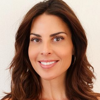 Aimee Fuentes, LME, IDS Lasers trainer
