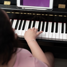 Contemporary Piano Lessons for Beginners